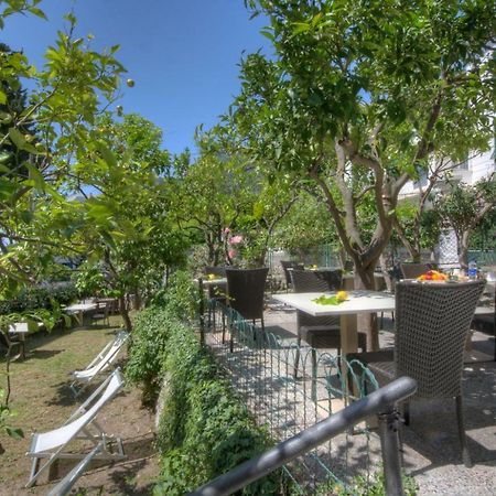 Rione San Carlo Finale Ligure Exterior foto